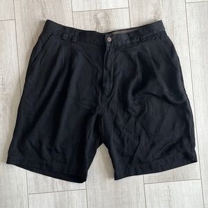 Tommy Bahama 100% silk shorts size 35
